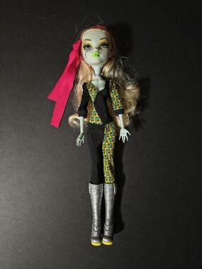 2013 - Monster High Freaky Fusion Inspired Ghouls Frankie Stein Doll Incomplete